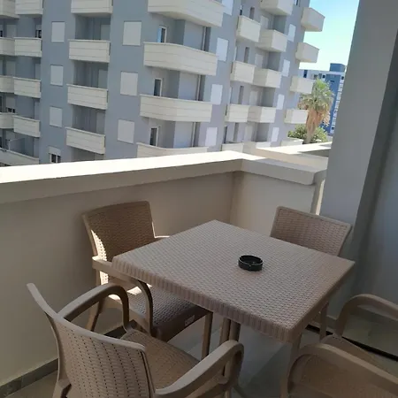 Apartment Cela Vlore Апартаменты