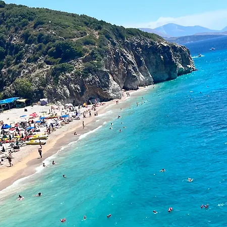 Apartment Cela Vlore Влёра